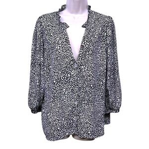Show me your Mumu black white leopard printed buttons down blouse animal medium